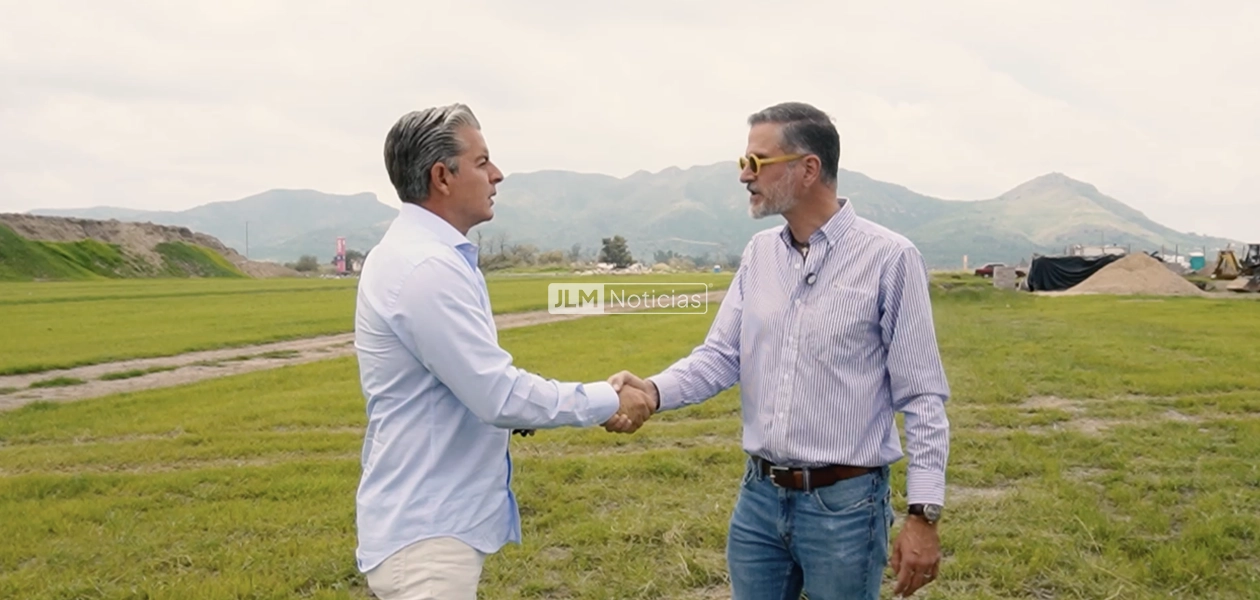 ‘Esto no es la entrada a un fraccionamiento… es la entrada a una ciudad’, así lo dijo José Luis Morales al recorrer Zitara junto al arquitecto Alfonso Dávalos.
