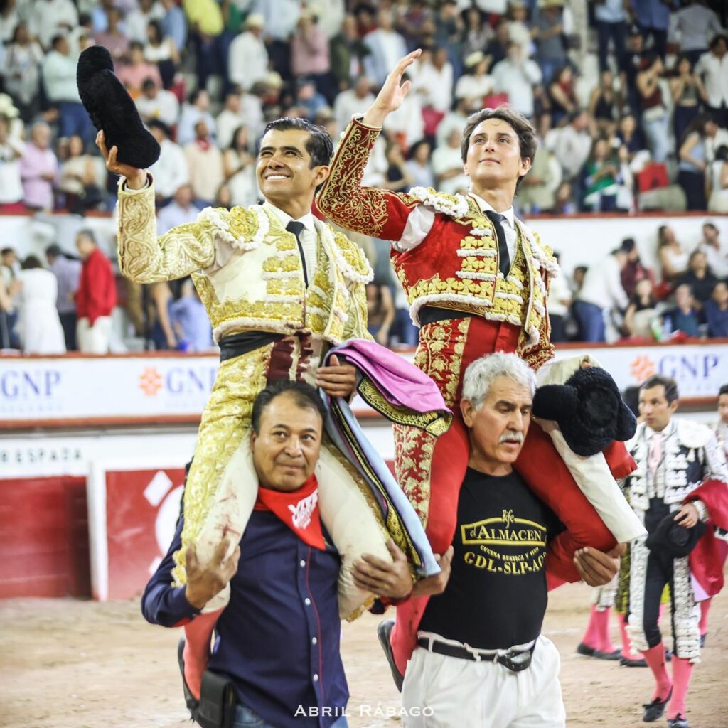44 manos a mano sostuvo en su carrera Joselito Adame. Con Andres Roca Rey 4 de ellos 5 con El Juli y seis con el maestro Zotoluco