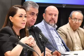 Tere Jiménez se reúne con CANACO para reforzar seguridad en zonas comerciales de Aguascalientes y coordinar acciones con corporaciones de seguridad.