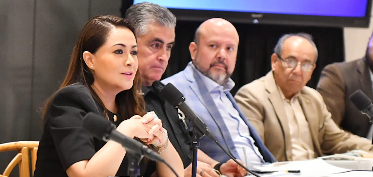 Tere Jiménez se reúne con CANACO para reforzar seguridad en zonas comerciales de Aguascalientes y coordinar acciones con corporaciones de seguridad.