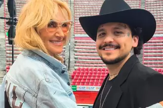 Adela Micha dijo que a Christian Nodal, nadie lo obligó a hablar, esto luego de un rumor sobre una posible demanda del cantante contra la periodista. Foto Revista Hola