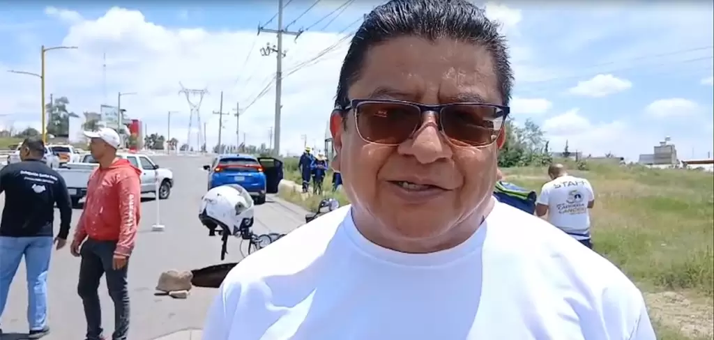 Comandante Jose Gabino Vazquez titular de Proteccion Civil del Estado confirmo la presencia de socavon