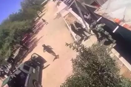 Desmantela Ejército Mexicano una célula criminal en Rincón de Romos con saldo de ocho personas detenidas. Captura de pantalla