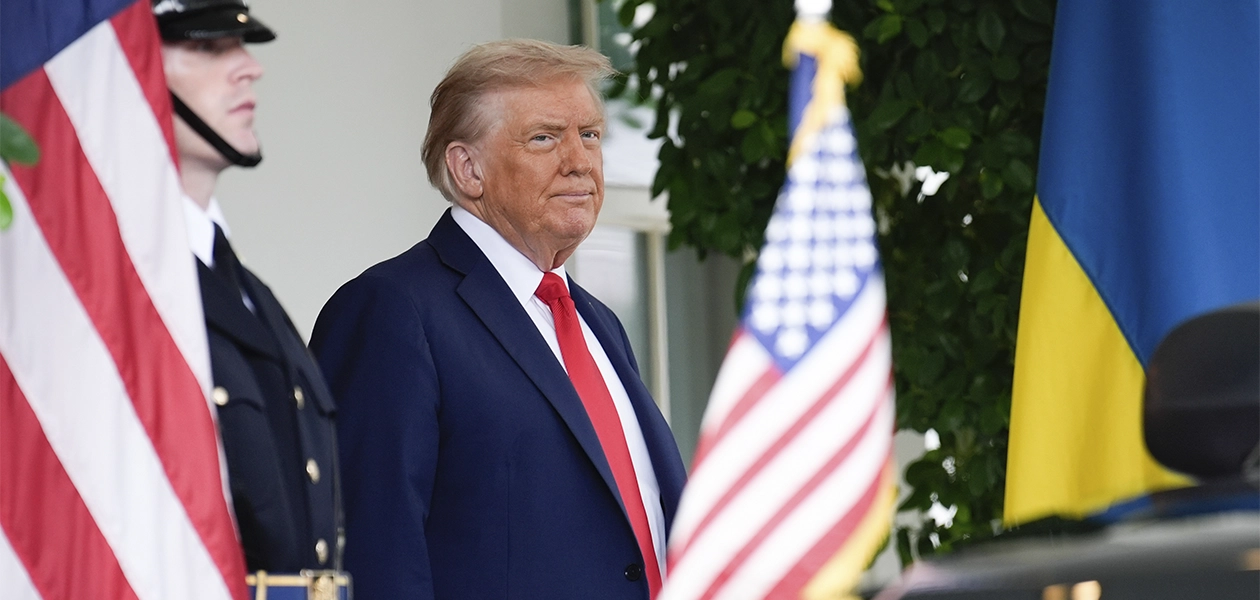 Donald Trump dijo que podría hacer un anuncio sobre garantías de seguridad para Ucrania por parte de E. U., y de socios europeos, frente a amenazas de Rusia