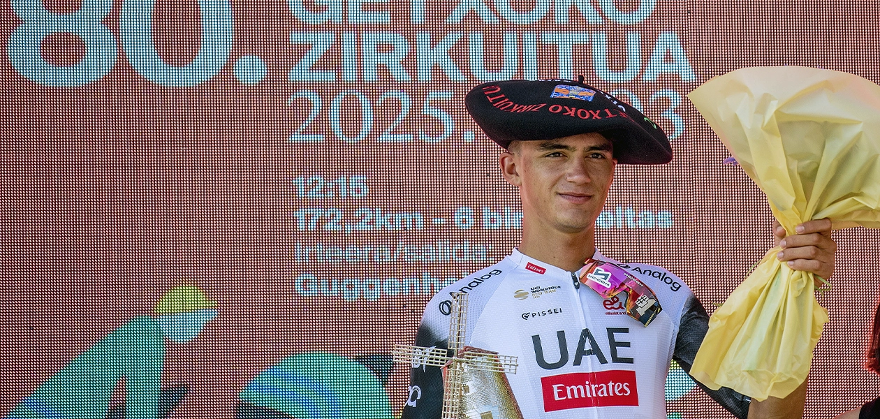 El ciclista mexicano, Isaac del Toro, conquista la vuelta de Burgos colocándose en el primer lugar de la clasificación general