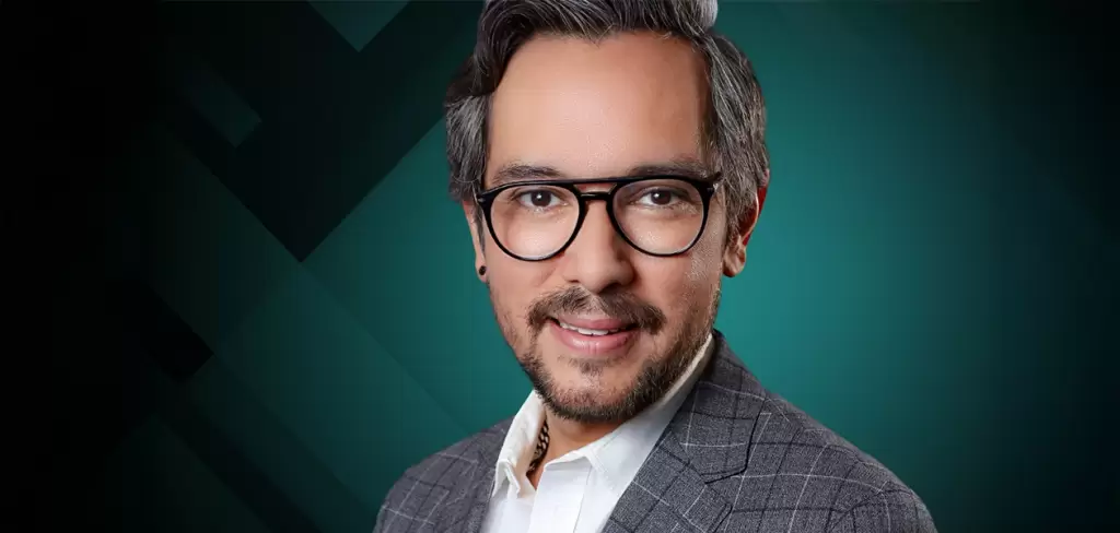 Genaro Lozano, asegura que trabajará con orgullo y amor por México en Italia, de ser ratificado por el Senado como embajador.