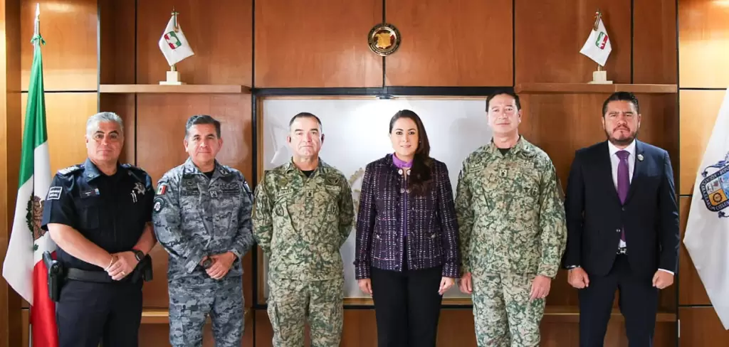 Tere Jiménez y la V Región Militar acuerdan reforzar coordinación, operativos y vigilancia en carreteras y zonas limítrofes de la región Centro‑Occidente.