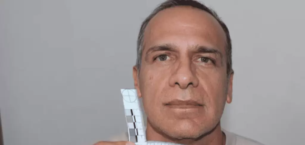 Israel Vallarta, fue liberado la noche del jueves, luego de más de 19 años en prisión, acusado de liderar la banda de secuestradores Los Zodiacos, junto con Florence Cassez. Foto El País