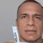 Israel Vallarta, fue liberado la noche del jueves, luego de más de 19 años en prisión, acusado de liderar la banda de secuestradores Los Zodiacos, junto con Florence Cassez. Foto El País