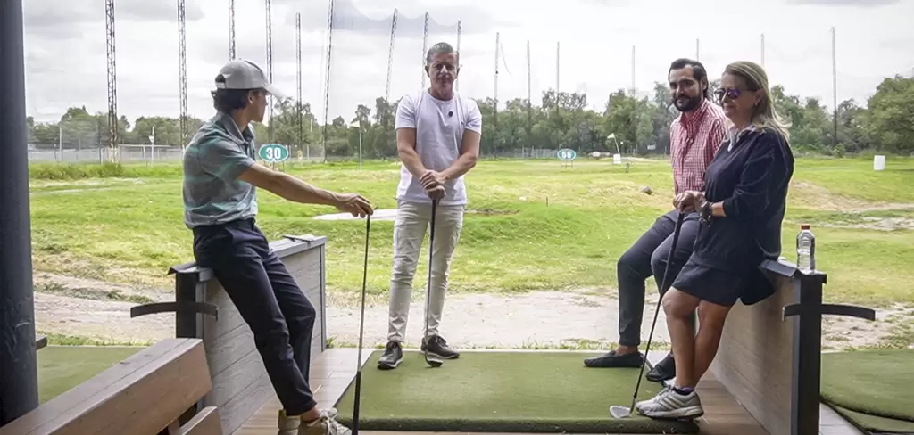 José Luis Morales, con los nuevos socios de Zitara, Álvaro, Gonzalo y Victoria.