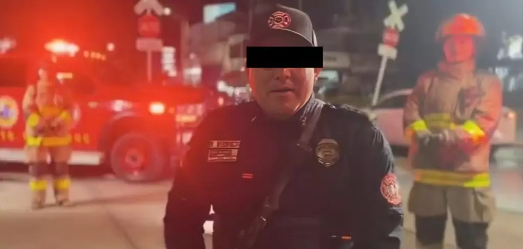 Manuel N capitan de Bomberos permanece en la corporacion solo esta suspendido de sus labores