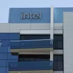 Sede corporativa de INTEL en Santa Clara, California, que a partir de ahora cuenta con Estados Unidos como su mayor accionista. Foto Archivo EFE