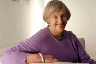 Stella Rimington, la inspiración para el papel de M en la saga de James Bond, muere a los 90 años. Foto EFE Ángel Díaz Archivo