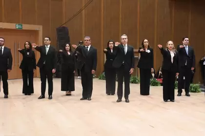 Toma de protesta de los Magistrados del Supremo Tribunal de Justicia del Poder Judicial en Aguascalientes. Foto Congreso del Estado