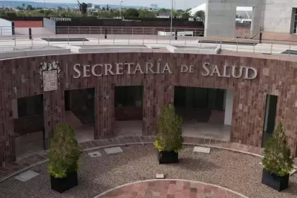 Hospital Hidalgo salva vida de joven con sistema ECMO, primera intervención de este tipo en Aguascalientes y gratuita para la paciente.