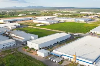 Aguascalientes crece 1.6% en el primer trimestre de 2025, el doble del promedio nacional, impulsado por comercio, servicios e industria.