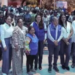 Tere Jiménez lanza la Primera Caravana de la Salud del Seguro Popular Aguascalientes para brindar atención médica gratuita a población sin seguridad social.