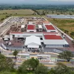 Tere Jiménez inaugura el Bachuaa Norte en Rincón de Romos, beneficiando a más de 2 mil jóvenes con educación media superior de calidad.