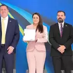 Con 426.8 millones de pesos, Tere Jiménez inaugura nueva línea de producción en Tenneco Aguascalientes, impulsando la industria automotriz y el empleo.