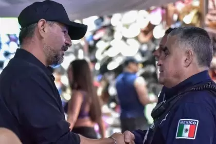 SSPE y policías municipales refuerzan recorridos de proximidad en Aguascalientes con jornadas informativas y fomento a la denuncia ciudadana.