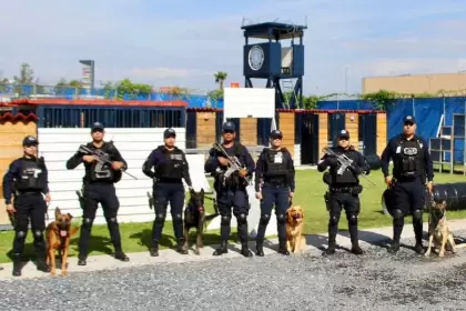 El Grupo K9 de la Policía Estatal de Aguascalientes recibe entrenamiento internacional en Texas para fortalecer seguridad y vigilancia en el estado