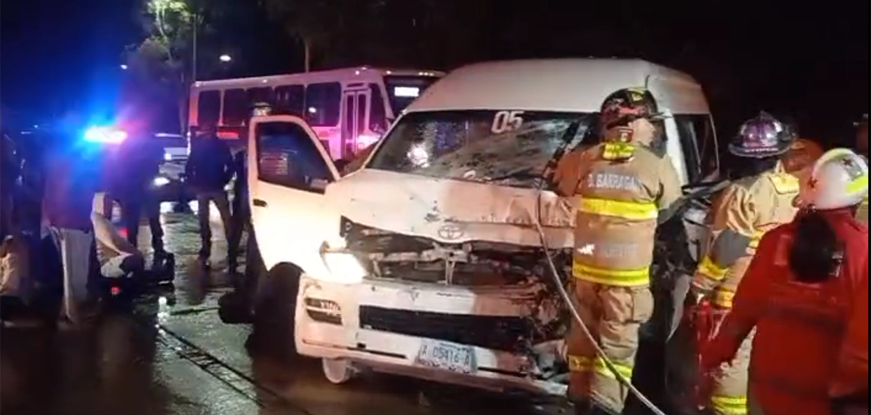 Accidente en la 45 sur, dejó como saldo nueve personas lesionadas, don de ellos con traslado a un hospital. Foto JLMNoticias captura de pantalla