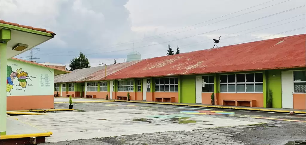 Apenas comienza el ciclo escolar ya se preparan los pirmeros fines de semana largos . Foto Orlando Garcia en Unsplash