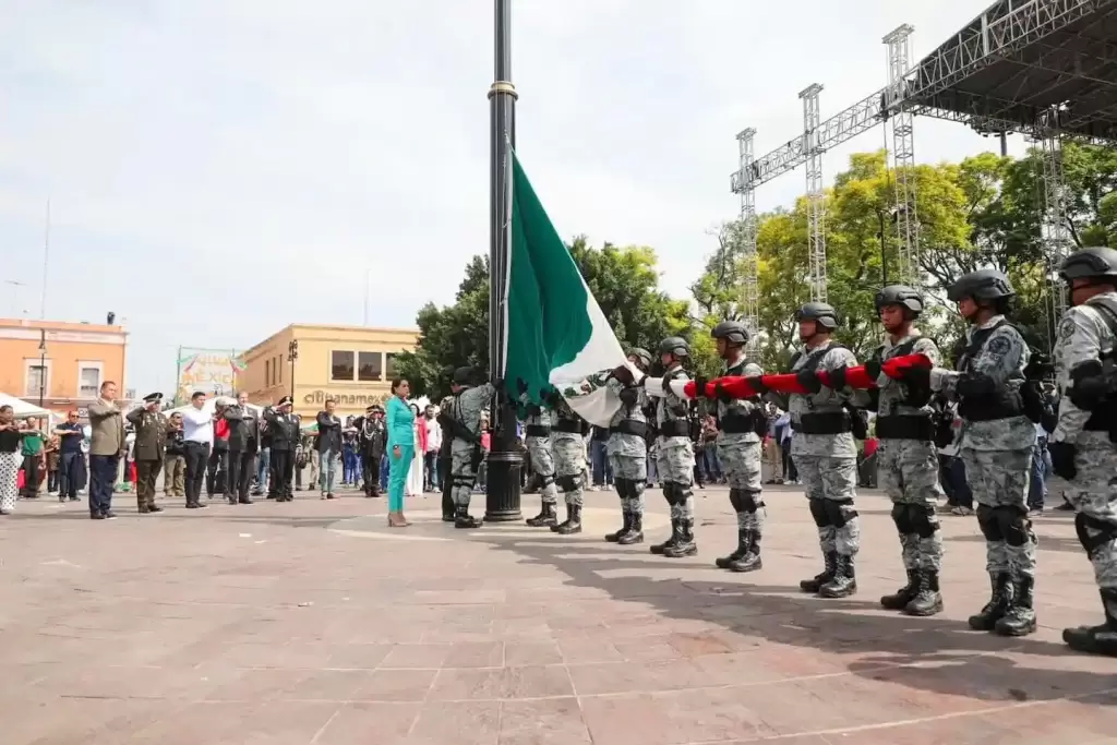 Como parte de la conmemoracion por el grito de independencia el 16 de septiembre tendra lugar el desfile civico militar