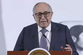 El Secretario de Salud, David Kershenobich, dio a conocer que se han contabilizado en el país 17 muertes por sarampión y más de 4 mil casos