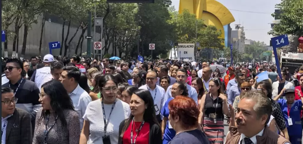 El primer Simulacro Nacional fue todo un exito. Foto El Universal