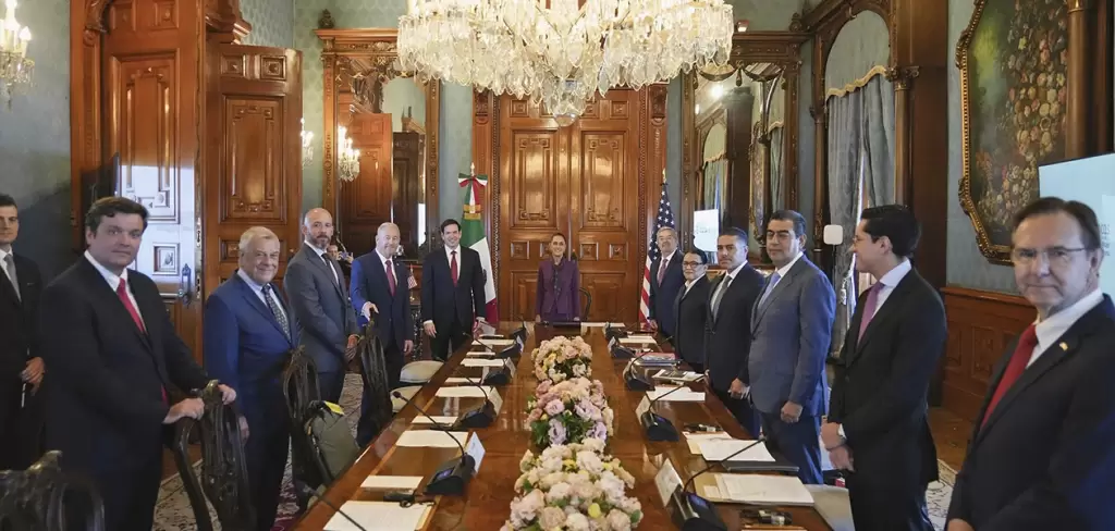 El secretario de estado de E. U. Marco Rubio durante su reunion con la presidenta de Mexico Claudia Sheinbaum en Palacio Nacional. Foto Agencia EFE