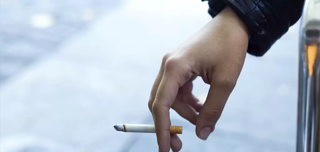 El tabaquismo puede derivar diversas enfermedades. Foto Freepik