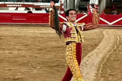 “El Calita” no sólo consiguió la tarde más importante de su carrera sino un triunfo que hacía muchos años no se daba en el Nuevo Progreso. Foto: JLMNoticias / Especial / GL y Gustavo Pelayo.