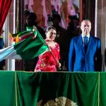 La gobernadora, Tere Jiménez, encabezando el Grito de Independencia en Aguascalientes. Foto: JLMNoticias / Gobierno del Estado de Aguascalientes.