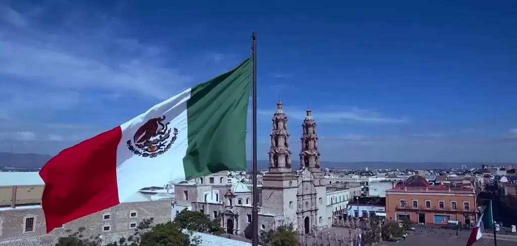 Hacer patria cuidadno el agua es el mejor acto de amor que se puede hacer por el pais y el estado