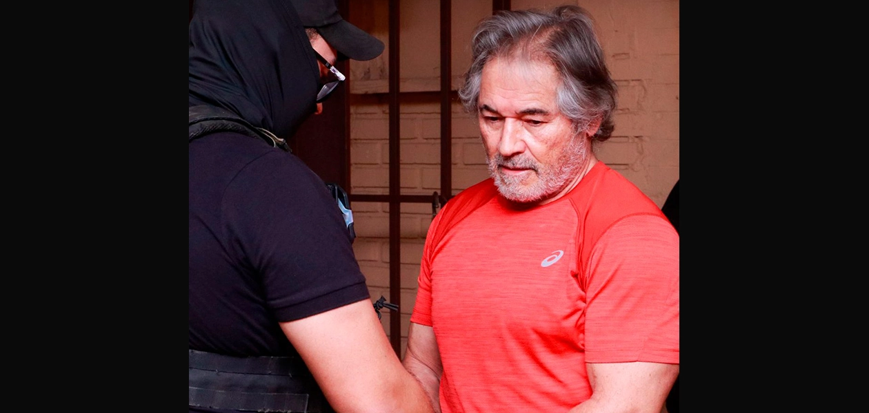Hernán Bermúdez arribó hace unos minutos a México, para enfrentar un juicio en su contra. Foto JLMNoticias captura de pantalla