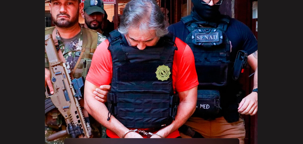 Hernán Bermúdez es trasladado a México, donde enfrentará cargos por narcotráfico y secuestro. Foto JLMNoticias