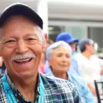 El DIF Estatal de Aguascalientes lanzó el programa “Sonrisas Gigantes”, que entregará prótesis dentales gratuitas a adultos mayores de 60 años.