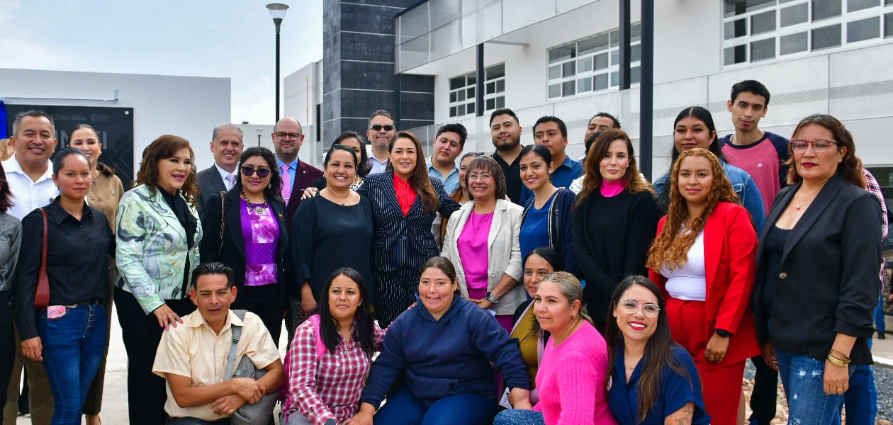 Tere Jiménez inaugura la Universidad Intercultural para la Igualdad en Aguascalientes, con becas del 100 % y sistema público de cuidados.