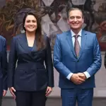 Tere Jiménez dialoga con exgobernadores en un ejercicio inédito como parte de su Tercer Informe, resaltando avances y visión para Aguascalientes.