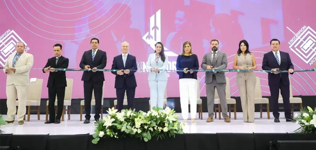 Inauguración Expo Networking 2025, a cargo de autoridades estatales. Foto Gobierno del Estado