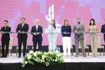Inauguración Expo Networking 2025, a cargo de autoridades estatales. Foto Gobierno del Estado