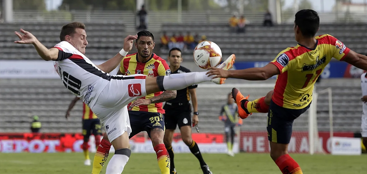 Los clubes de la Liga MX celebraron el regreso del ascenso y descenso del fútbol. Foto EFE