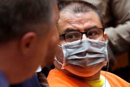 Naasón Joaquín García se declara no culpable en Nueva York