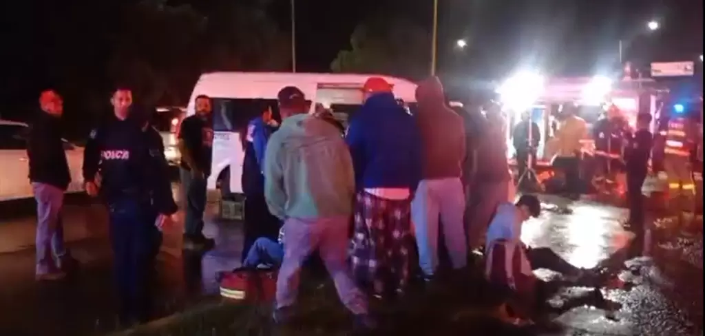 Otras siete personas resulatron lesionadas tras accidente en la 45 sur aunque no ameritaron traslado a un nosocomio. Foto JLMNoticias captura de pantalla