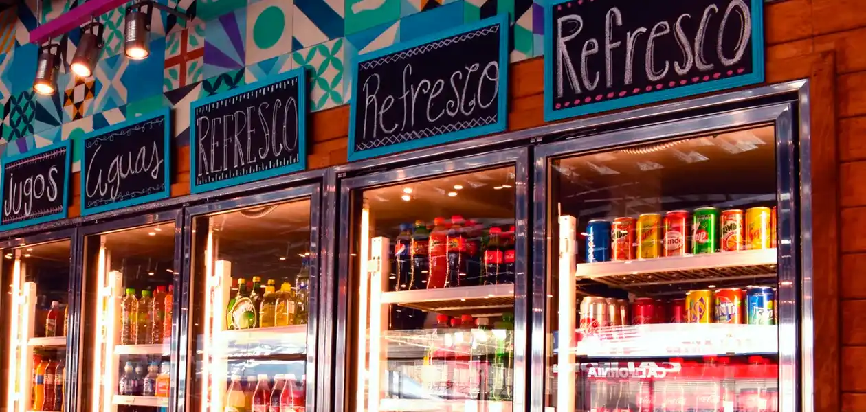 Paquete Económico 2026: Alzas de impuestos a refrescos, tabaco, apuestas y videojuegos. Foto: JLMNoticias / Especial.