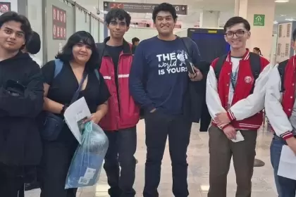 Con las Becas de Movilidad Internacional de Tere Jiménez, 22 universitarios de Aguascalientes estudian en Francia y obtienen doble titulación.