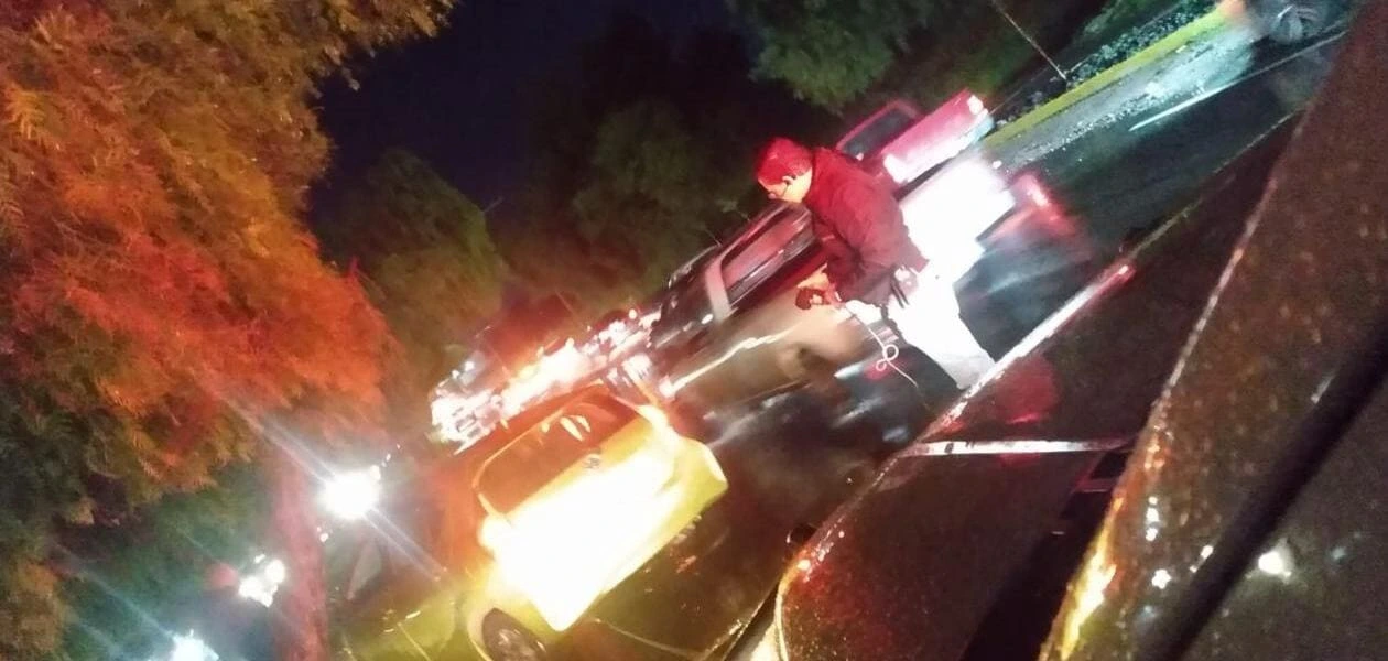 Intensas lluvias y vientos de 60 km/h activaron a Protección Civil en Aguascalientes; hubo encharcamientos, pero sin lesionados ni daños graves.