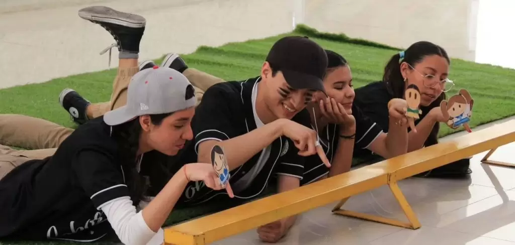 Estudiantes de la UTA clasifican a la final del FITU en la UNAM con la obra “¡Bolita, por favor!”, siendo la única universidad tecnológica en el certamen.