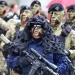 Más de 12 mil personas vivieron el desfile del 16 de septiembre en Aguascalientes, con 13 contingentes y la participación de Ejército, Guardia Nacional y policías.